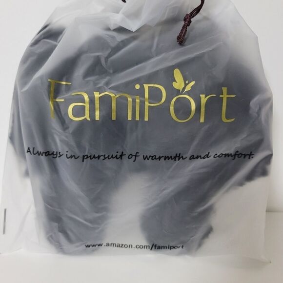 FamiPort Fuzzy Fur Cross-Band Cushioned Non-Slip indoor/outdoor slippers - Picture 12 of 14